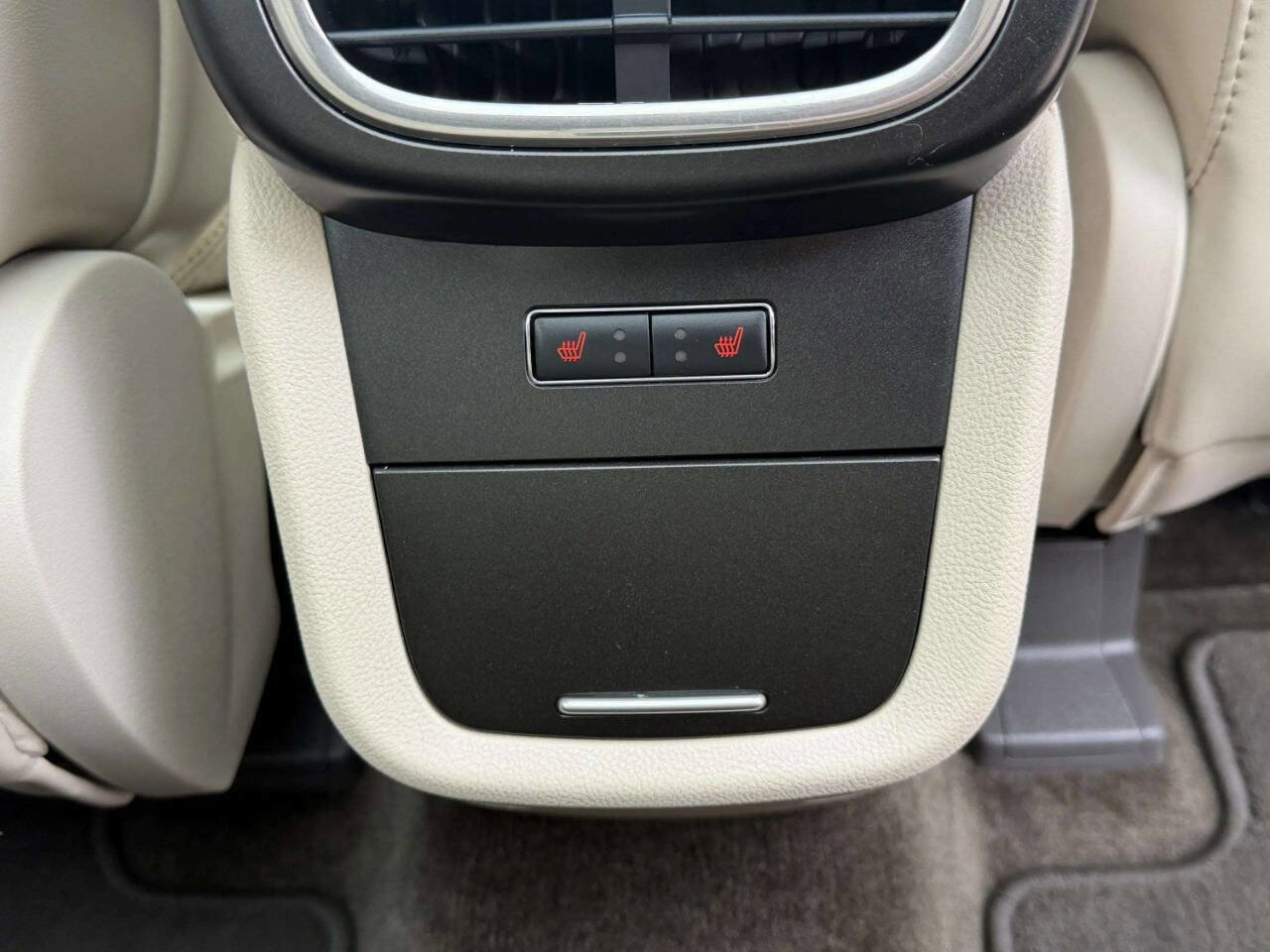 Used 2016 Lincoln MKX Reserve image 27