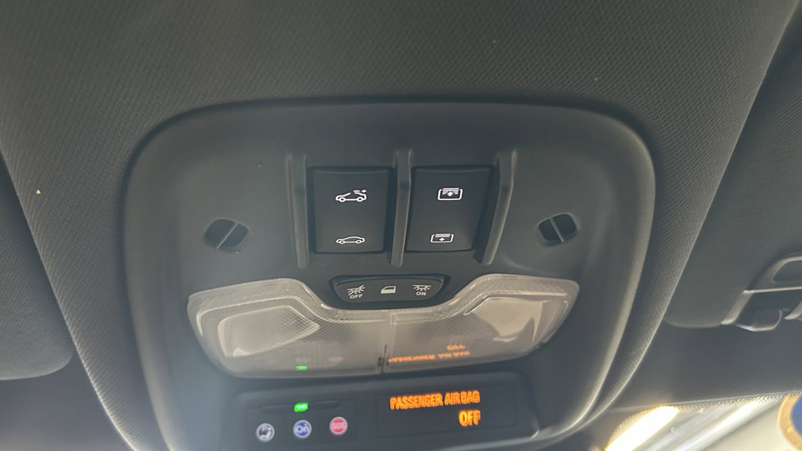 Used 2023 Chevrolet TrailBlazer RS w/ Sun and Liftgate Package image 37