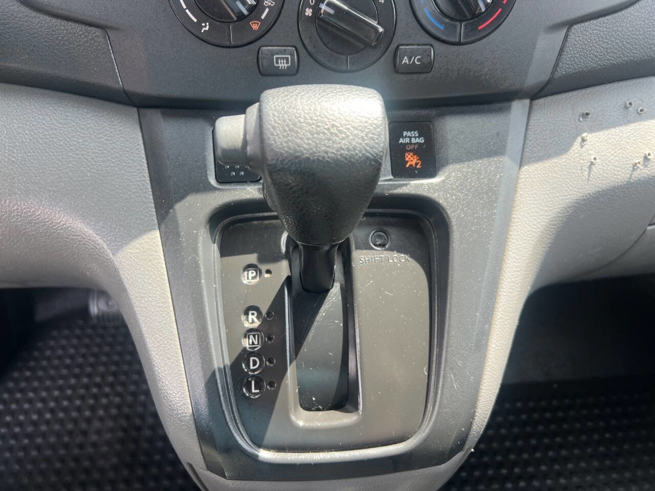 Used 2017 Nissan NV200 SV w/ Technology Package FWD image 11