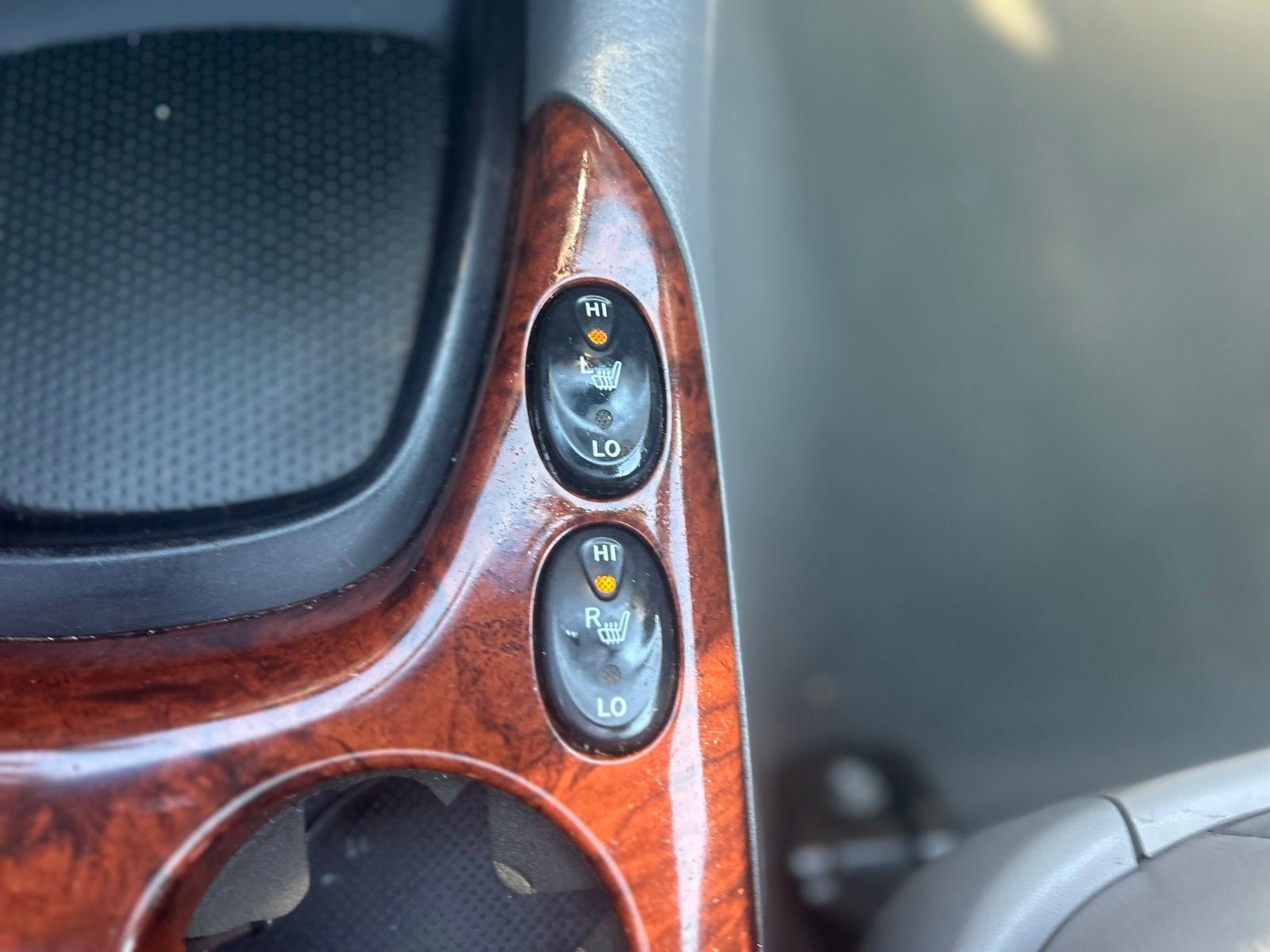 Used 2007 Toyota Sequoia Limited image 30