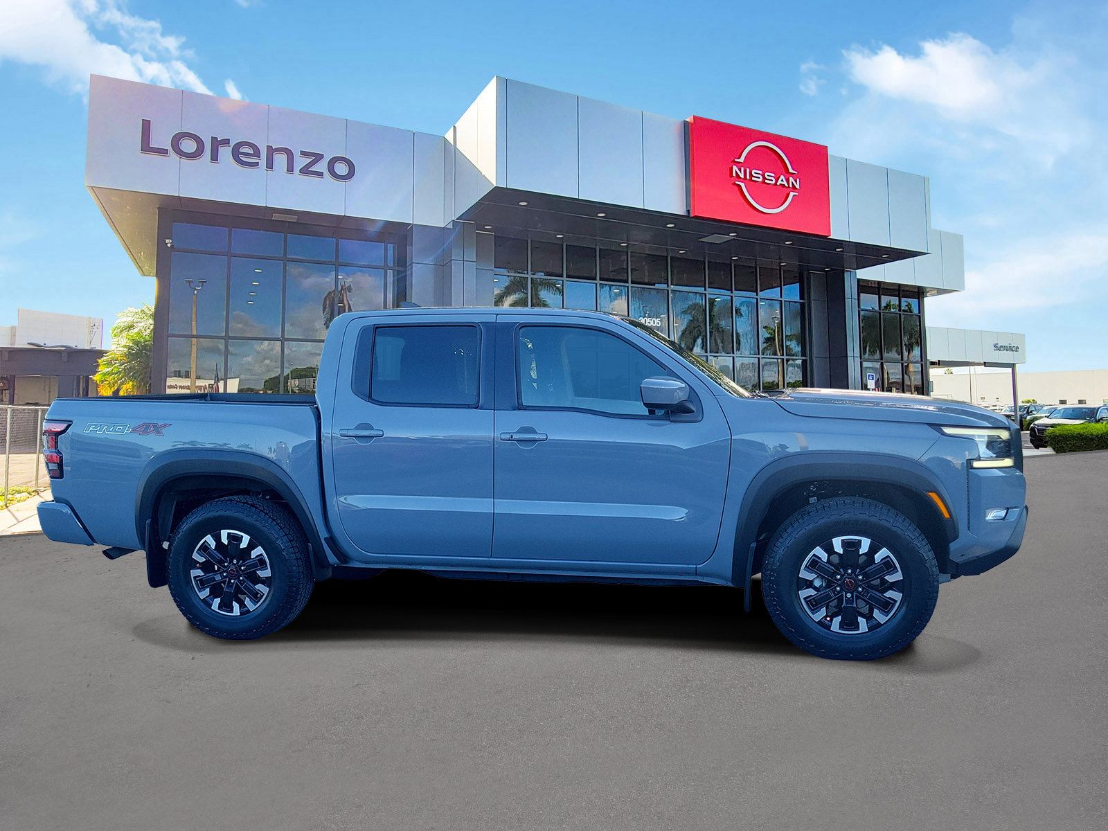 Used 2024 Nissan Frontier PRO-4X w/ Technology Package AWD/4WD image 4