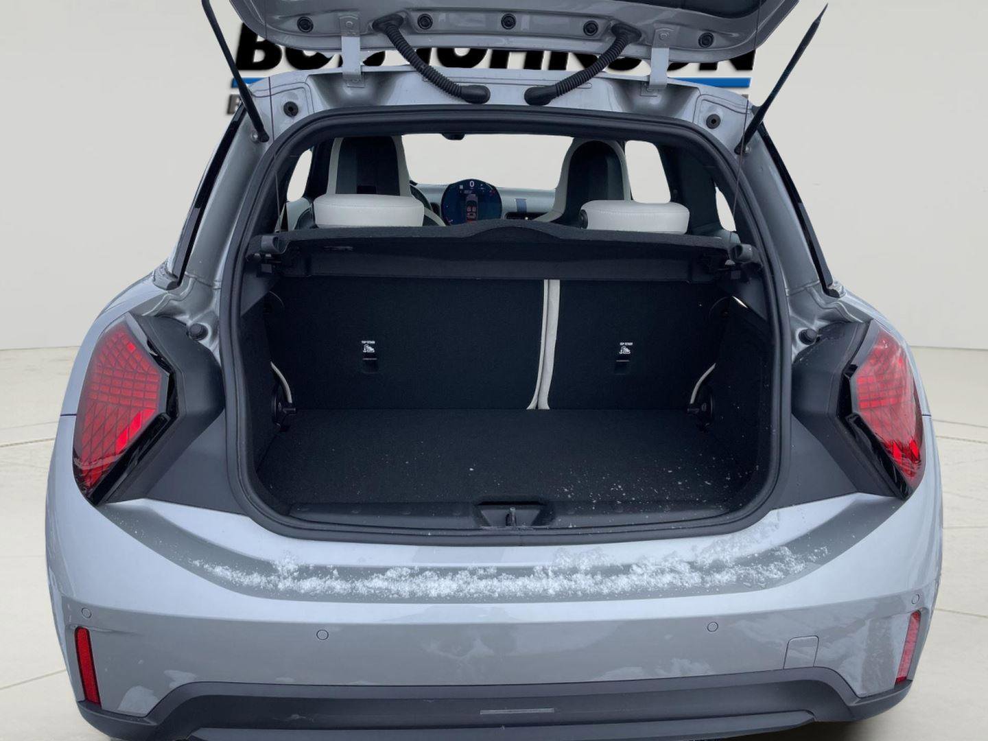 Used 2025 MINI Cooper S image 9