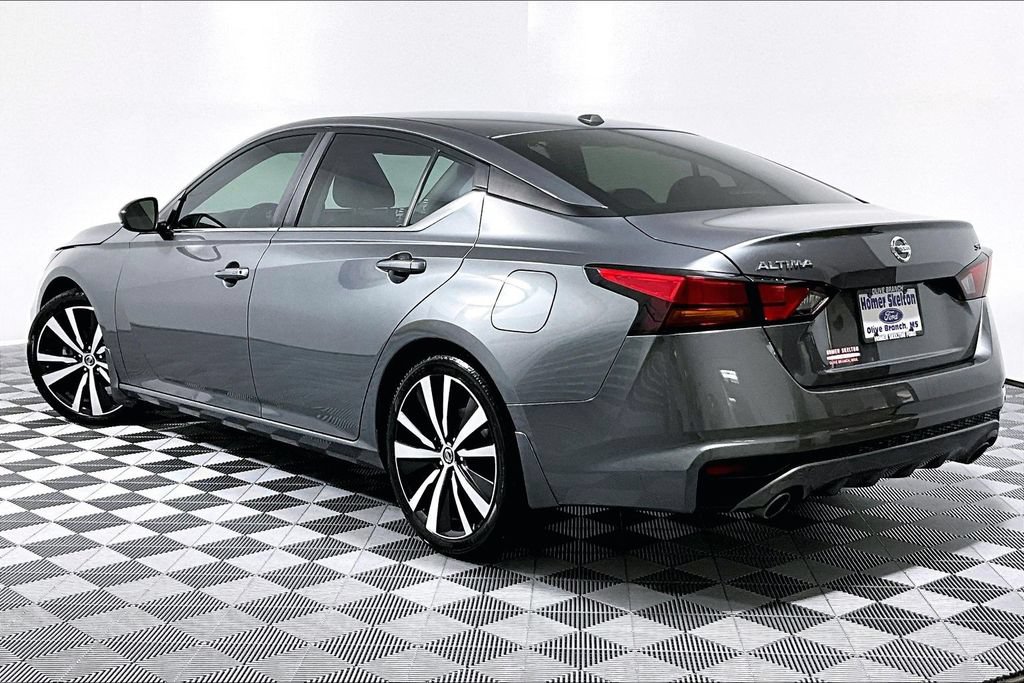 Used 2019 Nissan Altima 2.5 SR w/ SR Premium Package FWD image 11