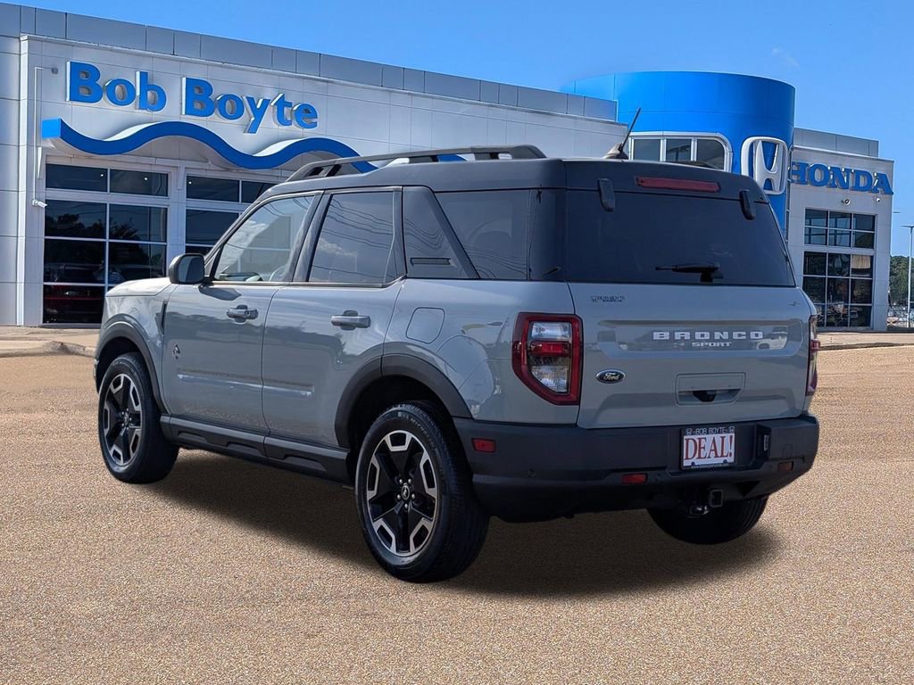 Used 2022 Ford Bronco Sport Outer Banks w/ Tech Package AWD/4WD image 5