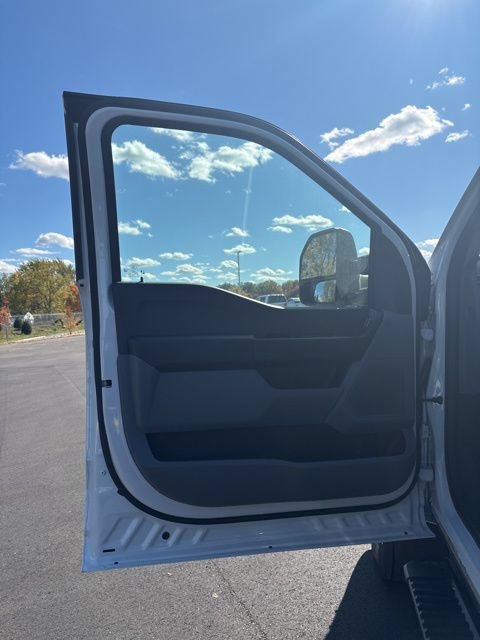 New 2026 Ford F450 XL AWD/4WD image 15