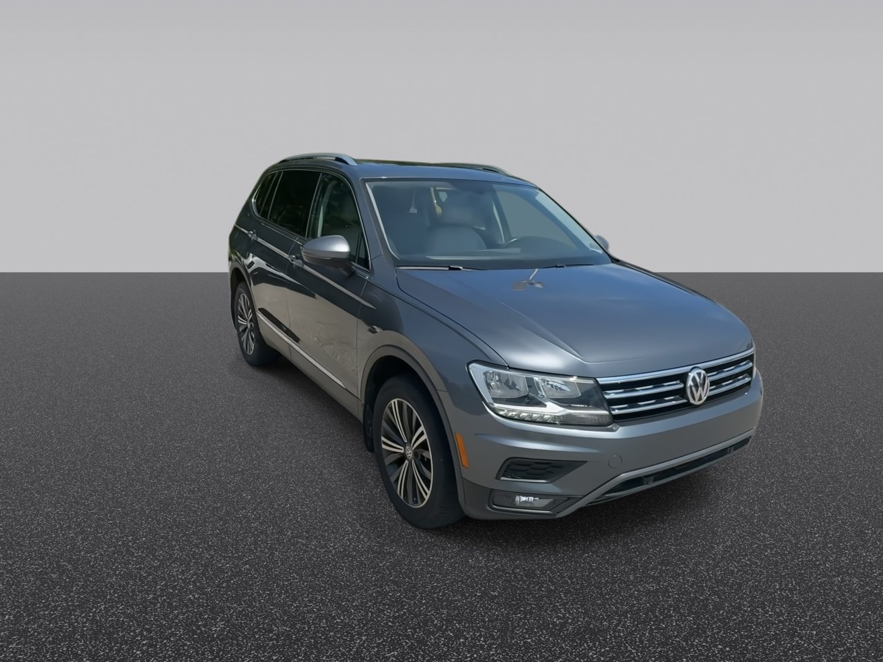 Used 2019 Volkswagen Tiguan SEL AWD/4WD image 3