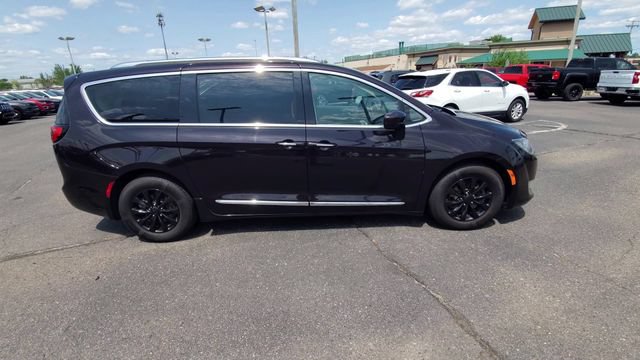 Used 2018 Chrysler Pacifica Touring-L Plus FWD image 9