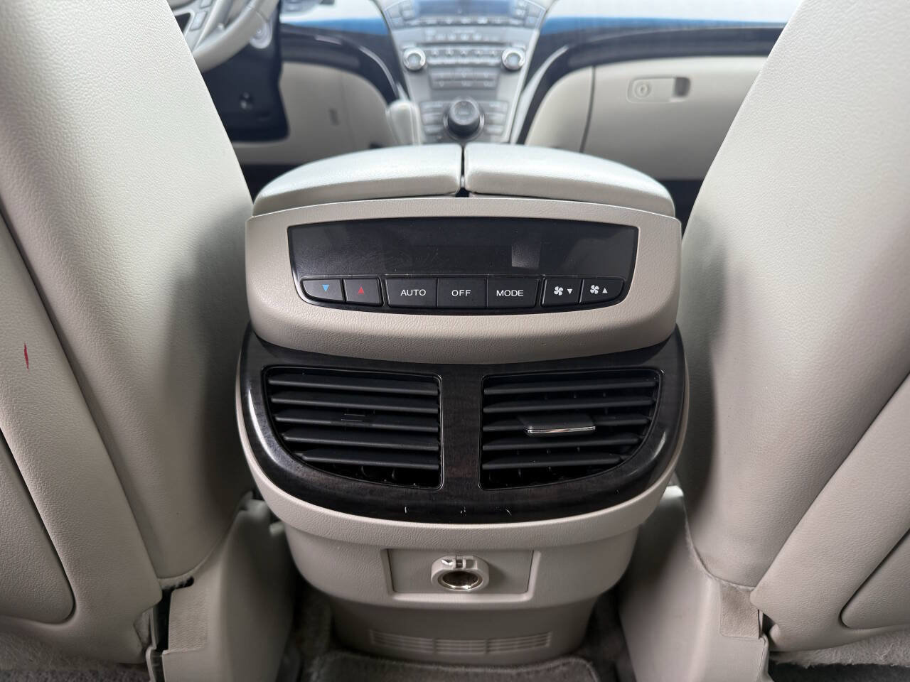 Used 2009 Acura MDX w/ Technology Package AWD/4WD image 12