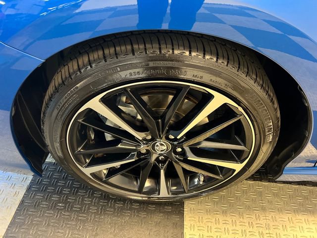 Used 2019 Toyota Camry XSE image 8