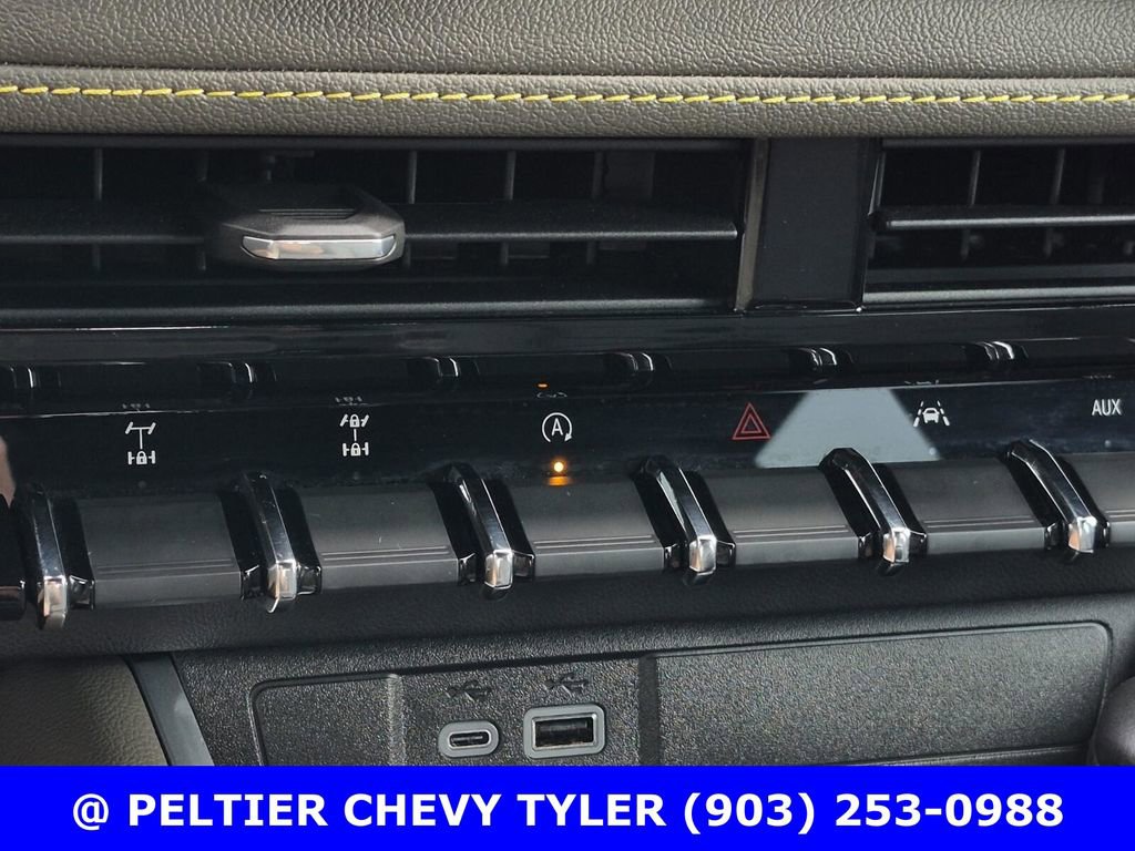 Used 2024 Chevrolet Colorado ZR2 w/ ZR2 Convenience Package III image 30