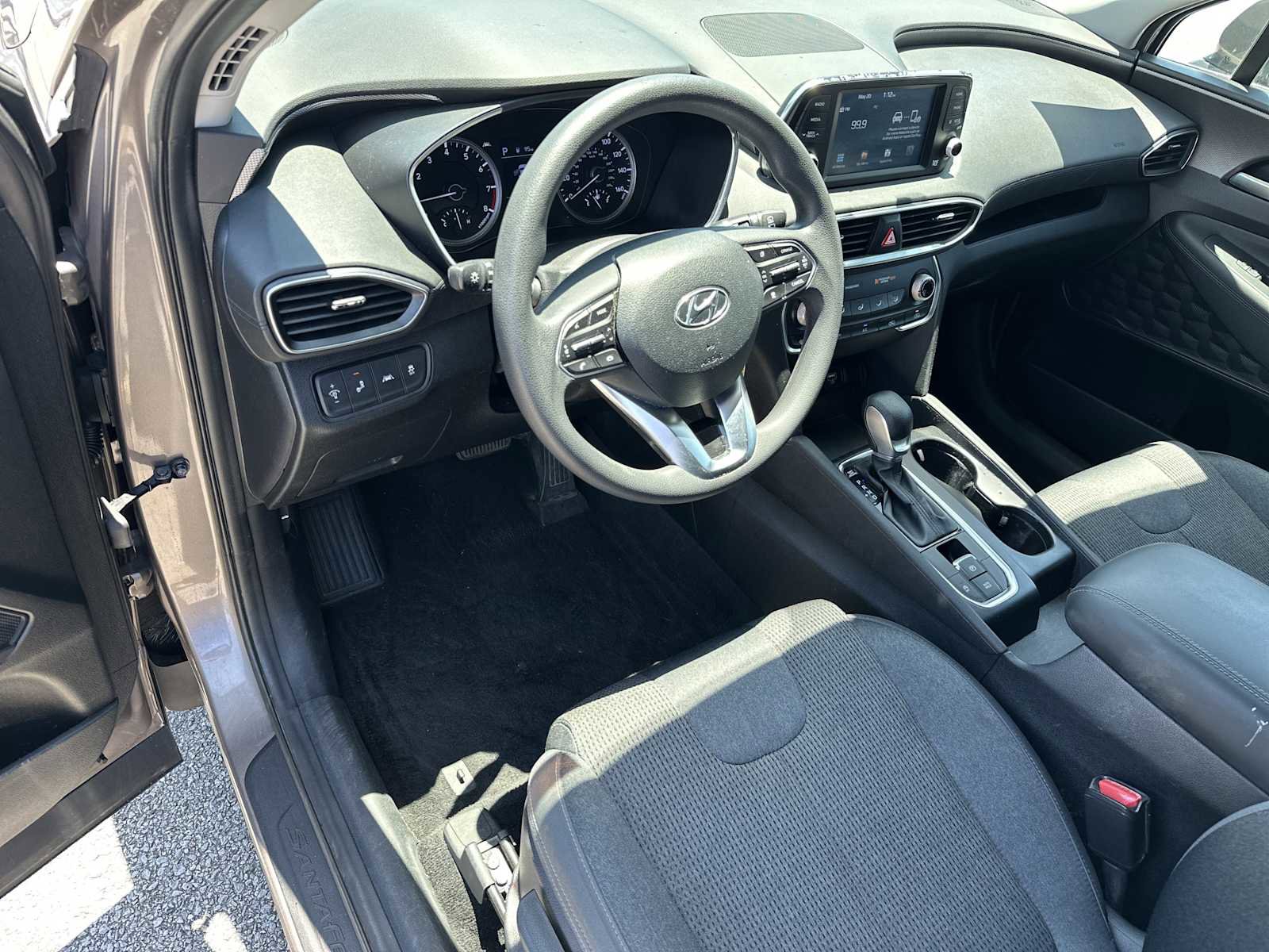 Used 2019 Hyundai Santa Fe SE FWD image 9