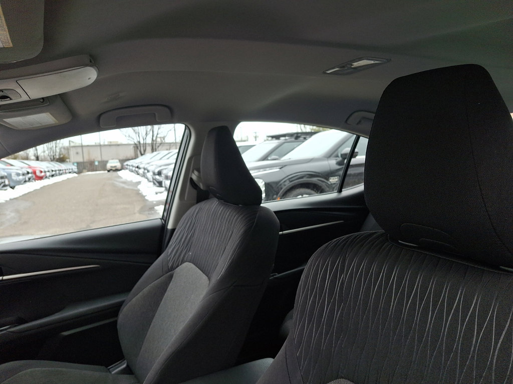 Used 2025 Toyota Camry LE image 24