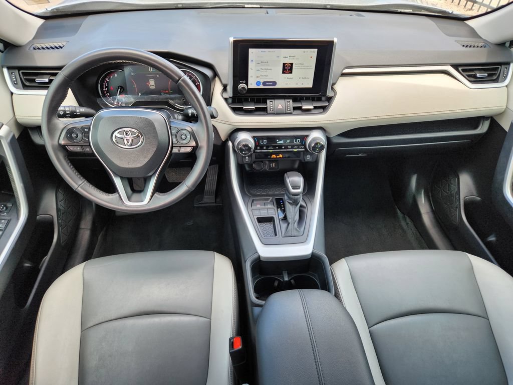 Used 2024 Toyota RAV4 XLE Premium FWD image 24