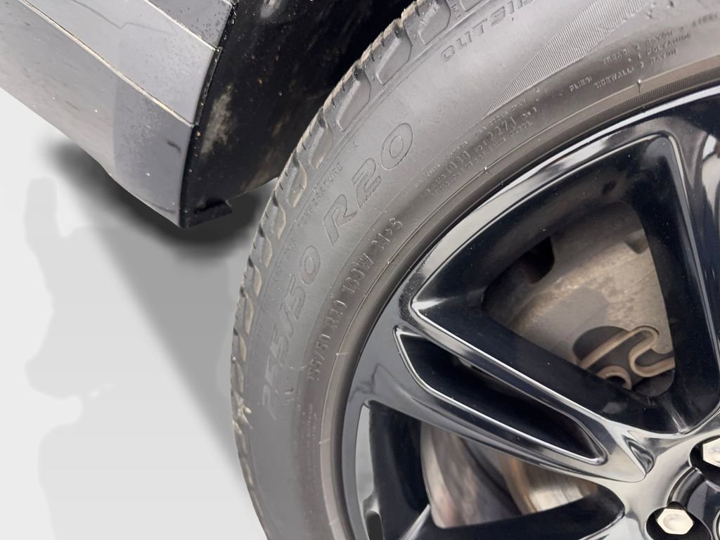 Used 2022 Land Rover Range Rover Velar R-Dynamic S image 79