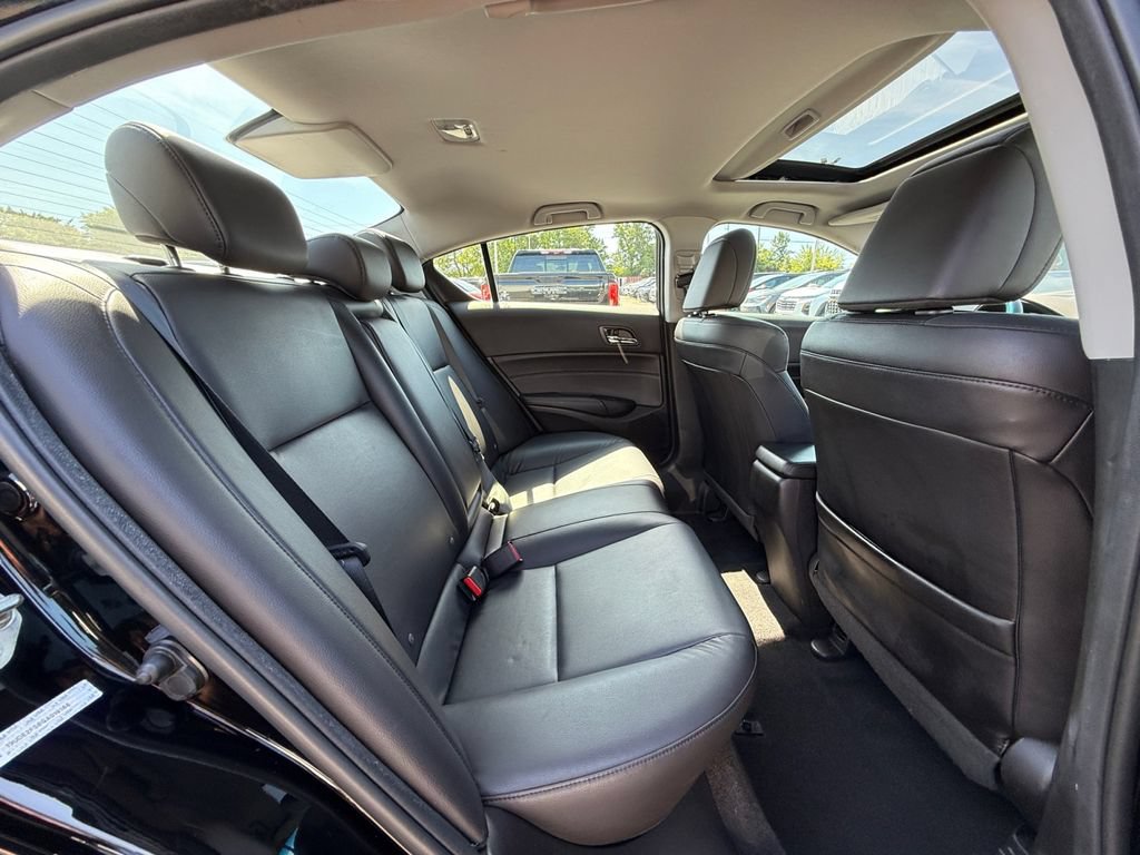 Used 2016 Acura ILX FWD image 23