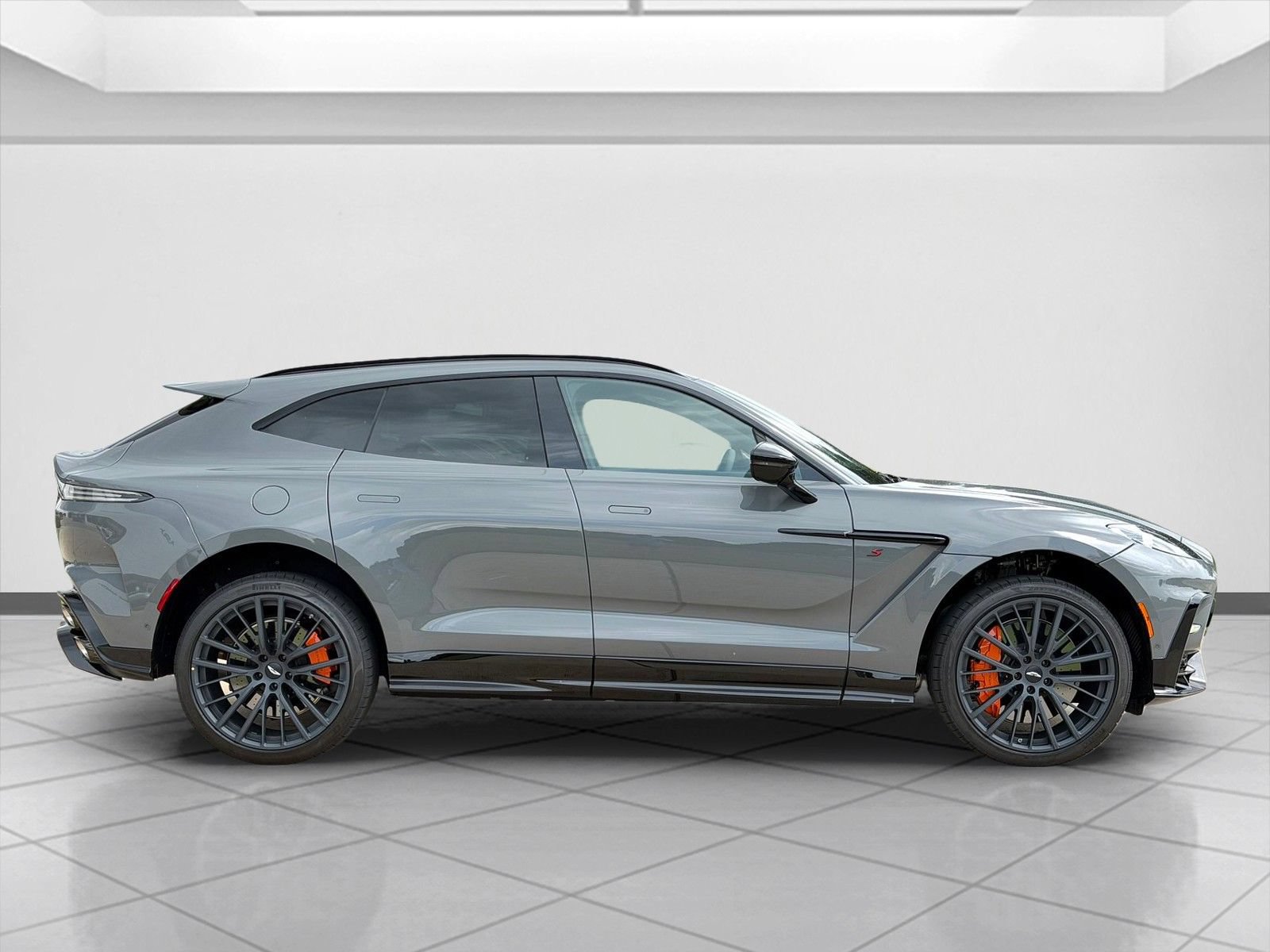 New 2026 Aston Martin DBX S AWD/4WD image 9