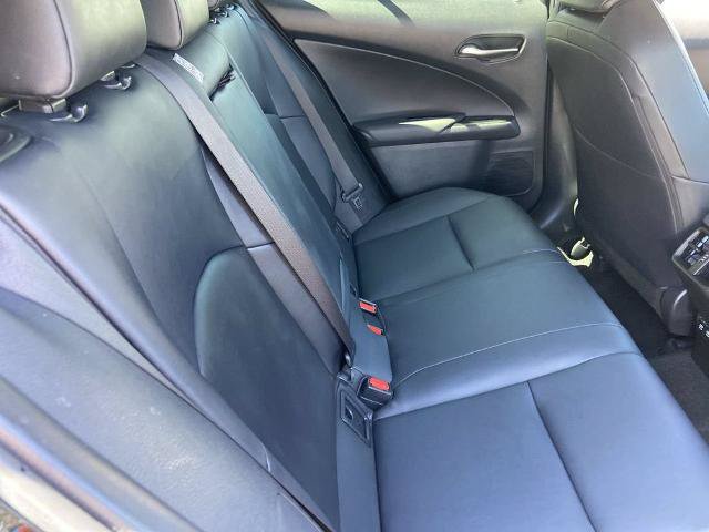 Used 2019 Lexus UX 200 w/ Premium Package FWD image 23