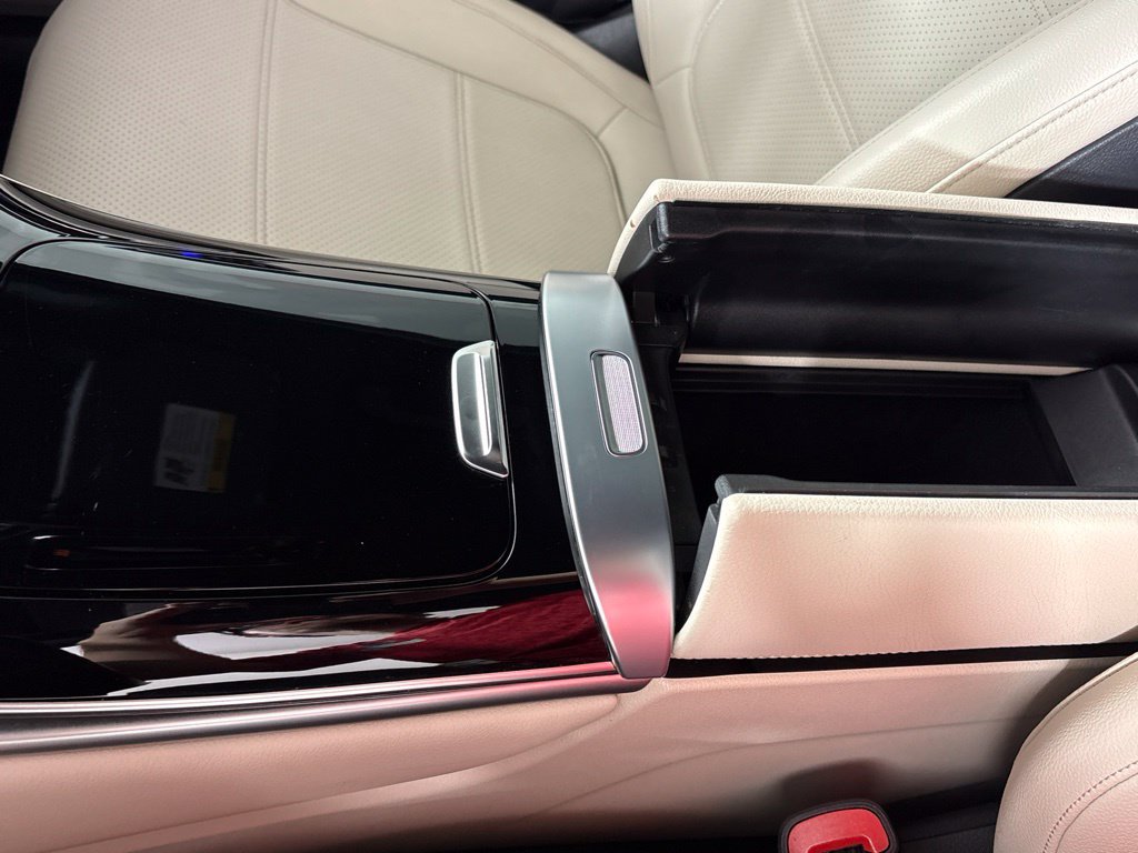 Used 2025 Mercedes-Benz GLC 300 image 40
