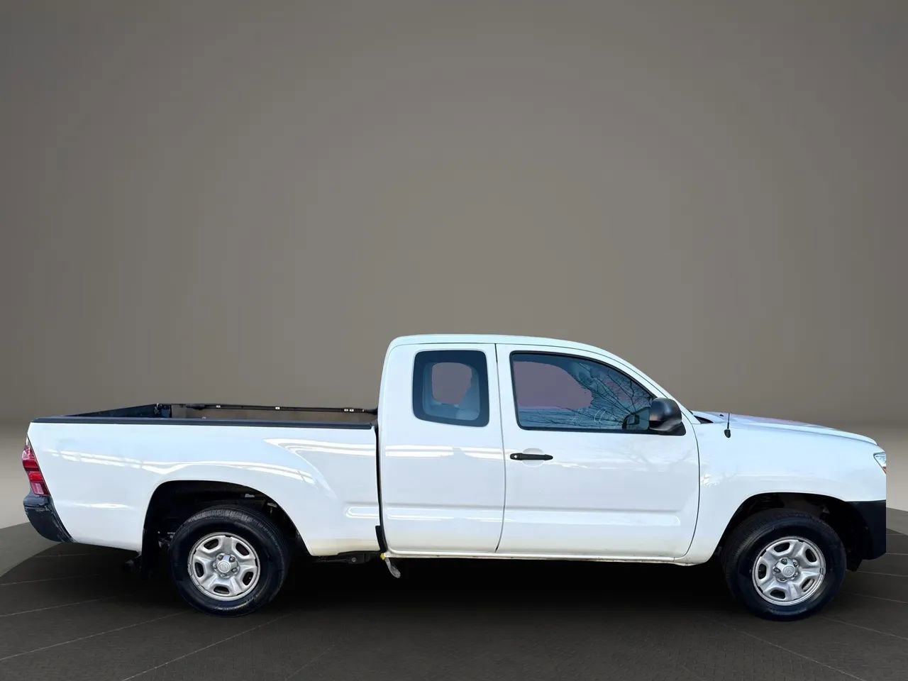 Used 2015 Toyota Tacoma 2WD Access Cab image 10