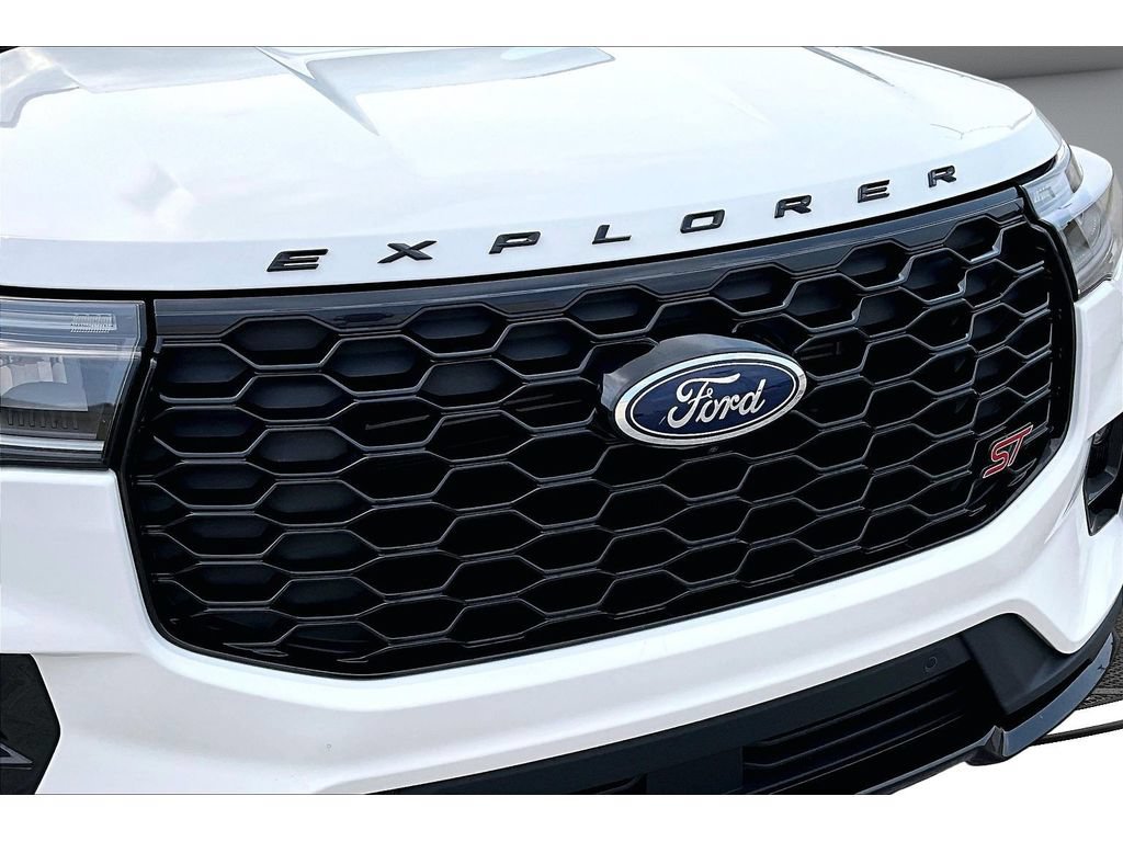 Used 2025 Ford Explorer ST AWD/4WD image 55