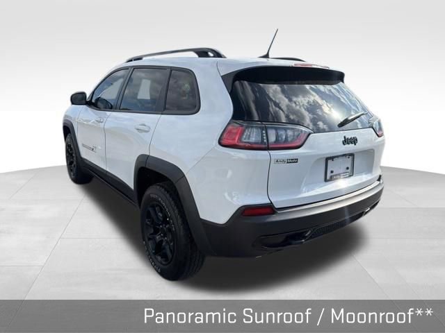 Used 2022 Jeep Cherokee Latitude w/ Sun & Sound Group AWD/4WD image 11