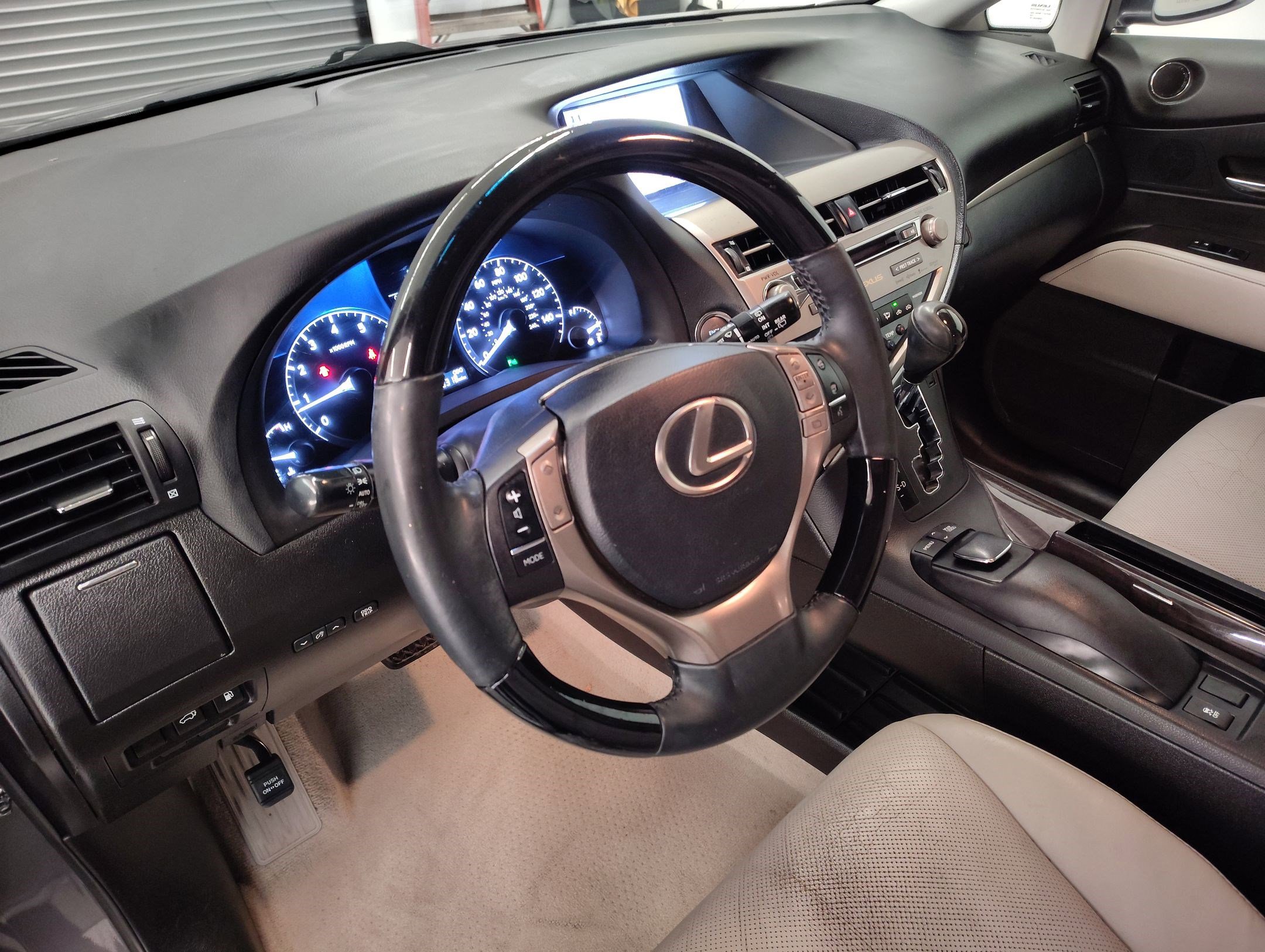 Used 2014 Lexus RX 350 2WD image 4