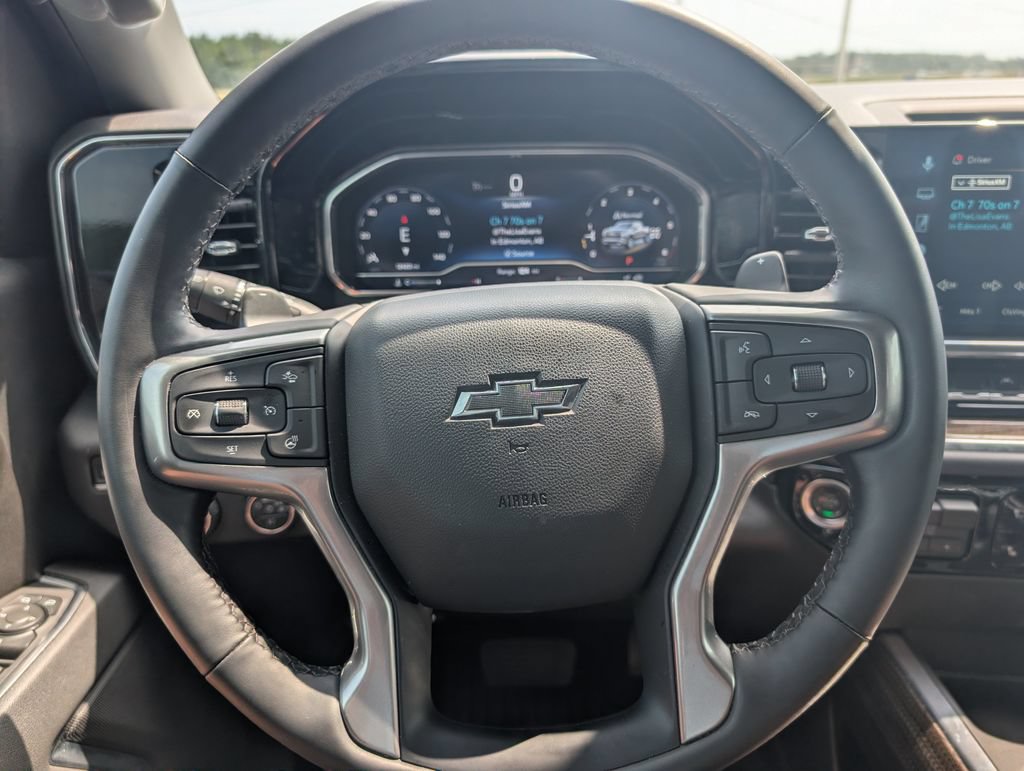Used 2025 Chevrolet Silverado 1500 RST AWD/4WD image 20