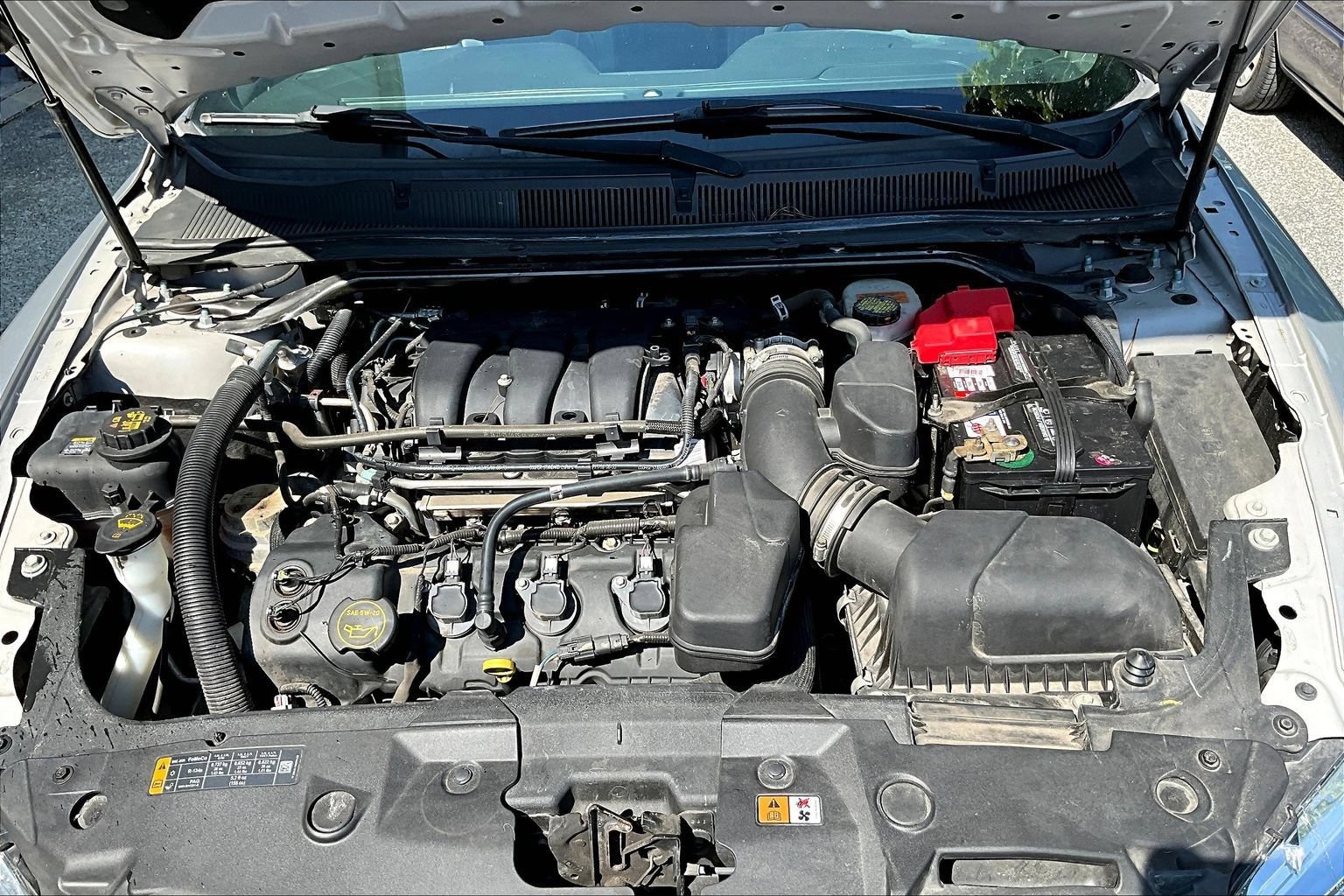 Used 2017 Ford Taurus SEL w/ Equipment Group 201A FWD image 27
