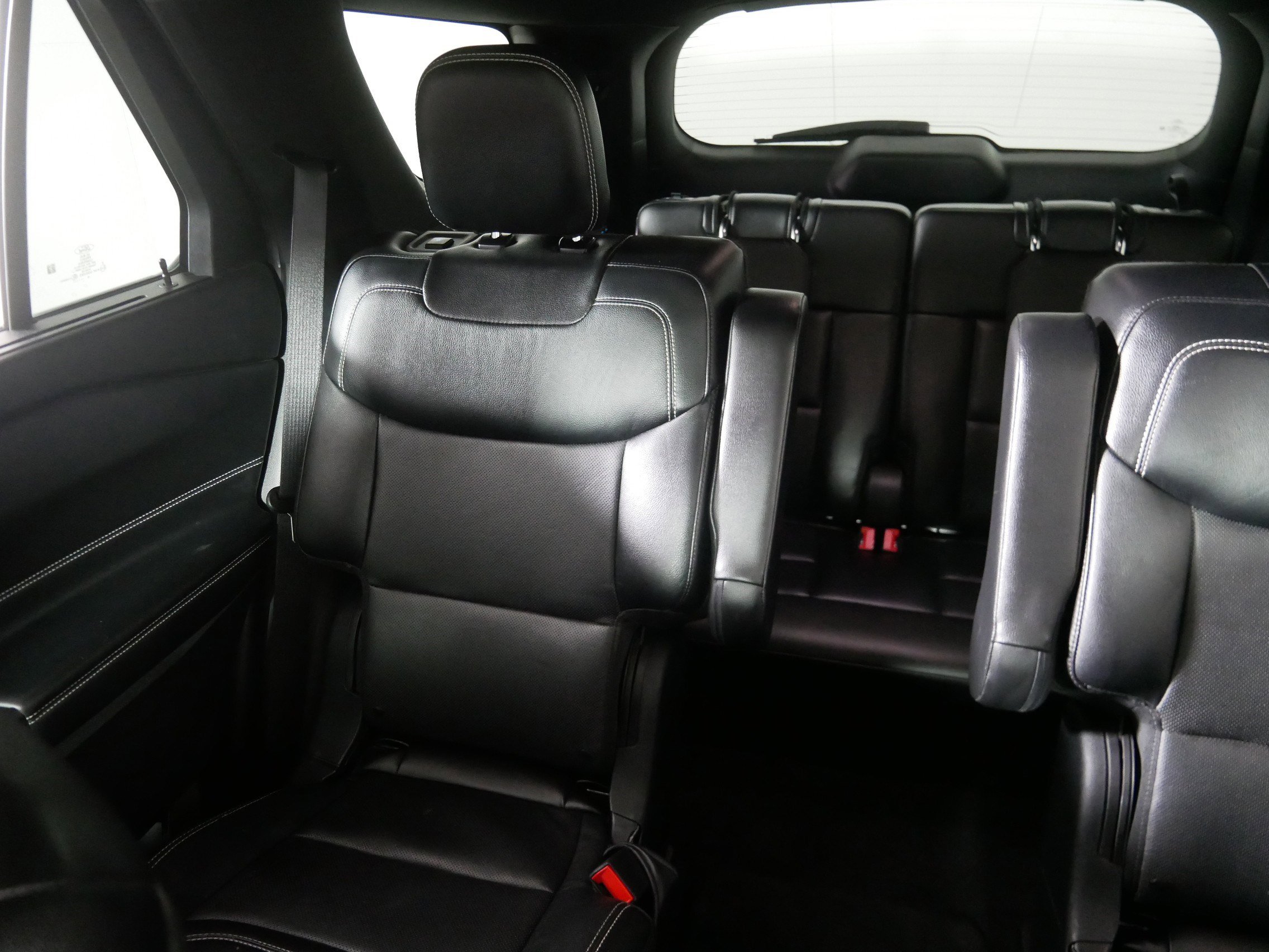 Used 2020 Ford Explorer ST w/ Premium Technology Package image 12