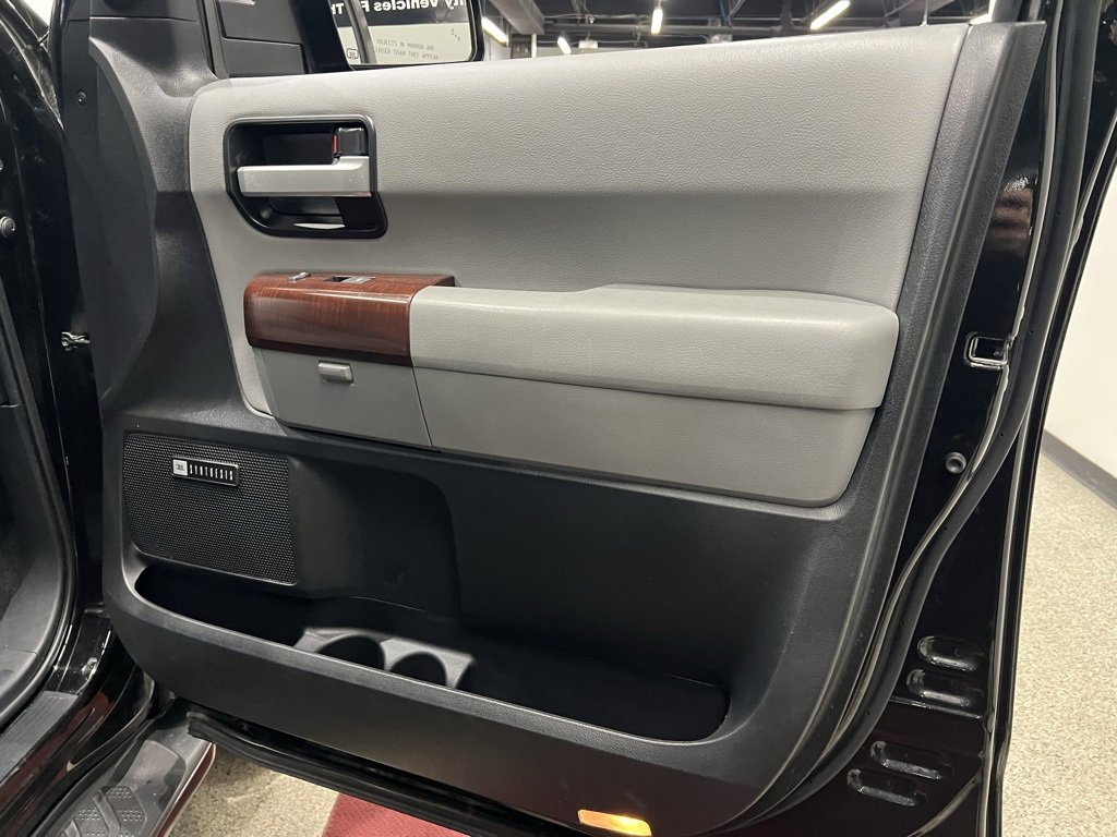 Used 2012 Toyota Sequoia Platinum image 36