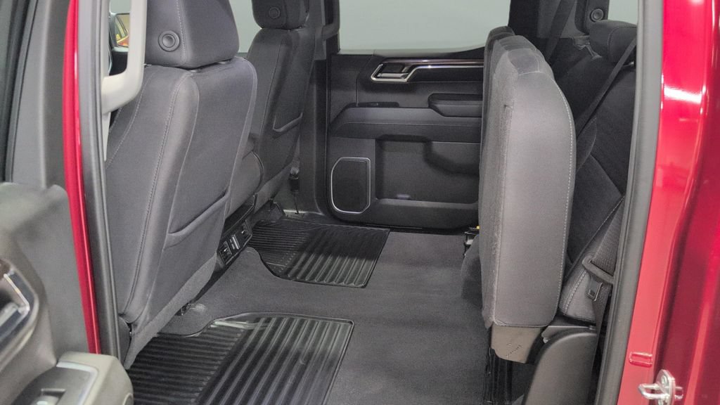 Used 2024 Chevrolet Silverado 1500 RST AWD/4WD image 18