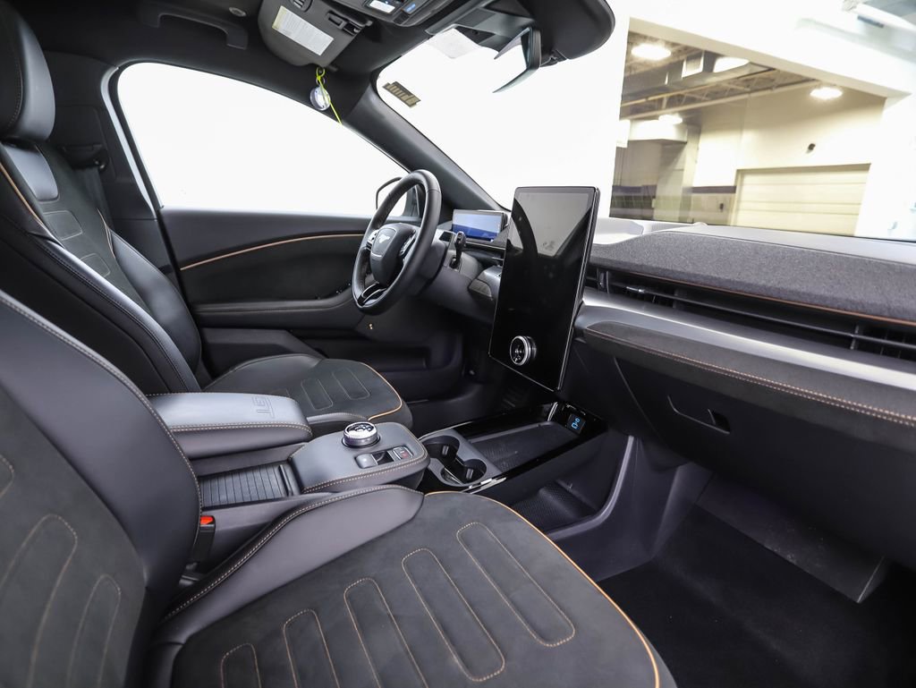 Used 2022 Ford Mustang Mach-E GT image 28