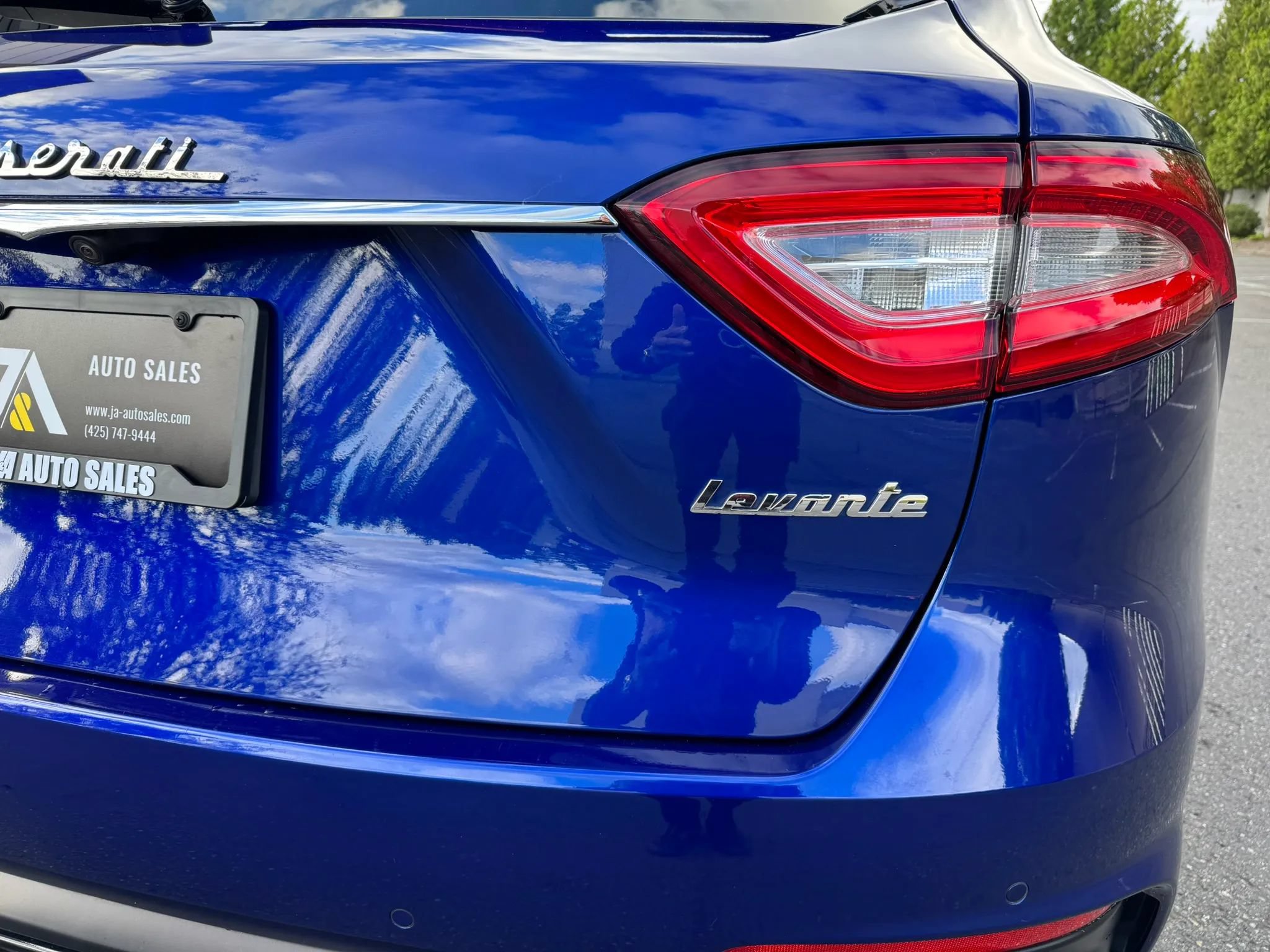 Used 2019 Maserati Levante GranSport AWD/4WD image 16