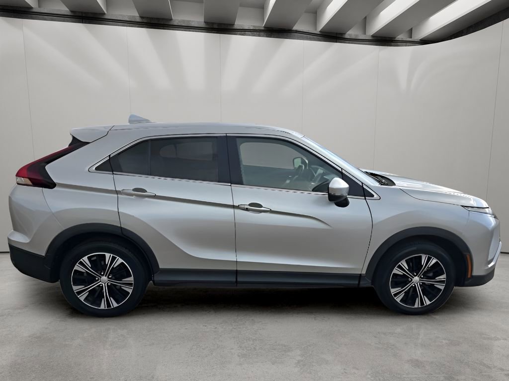 Used 2022 Mitsubishi Eclipse Cross SE image 7