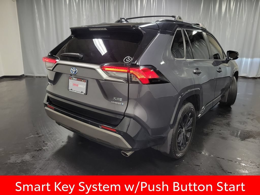 Used 2022 Toyota RAV4 XSE AWD/4WD image 8