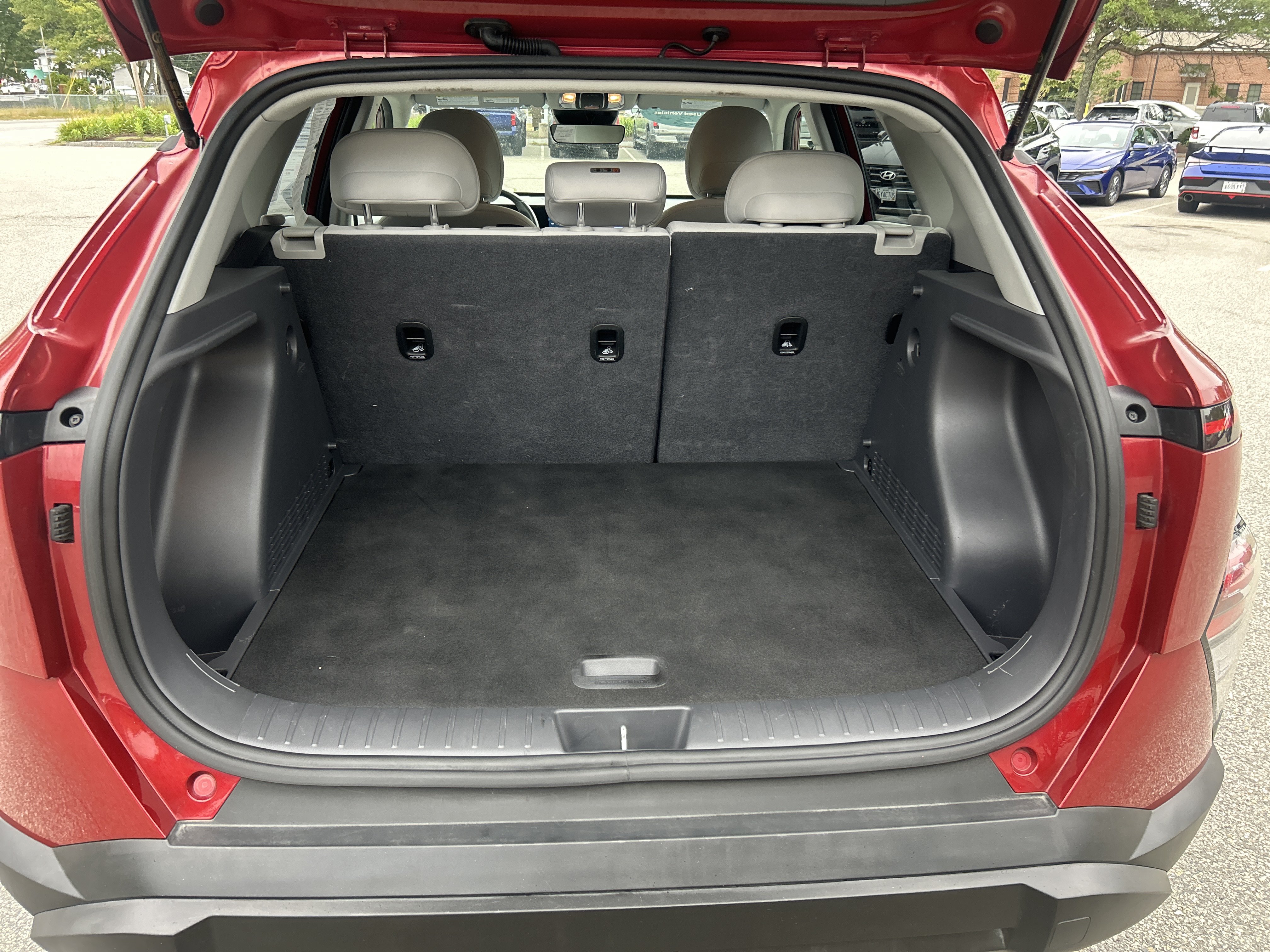Certified 2025 Hyundai Kona SEL AWD/4WD image 17