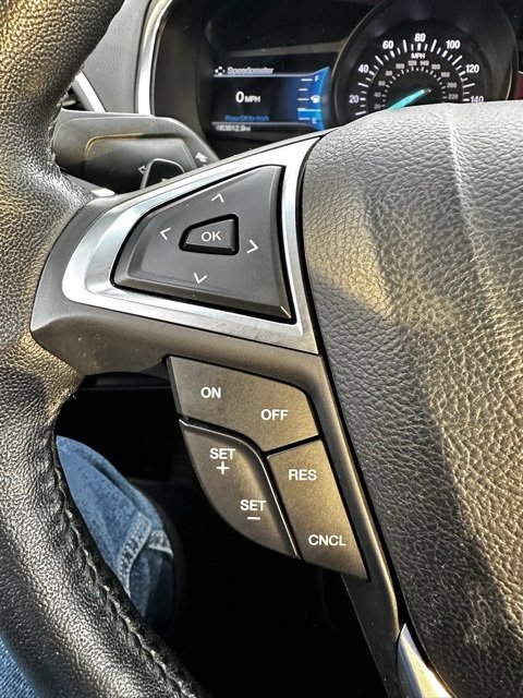 Used 2018 Ford Edge Titanium image 32