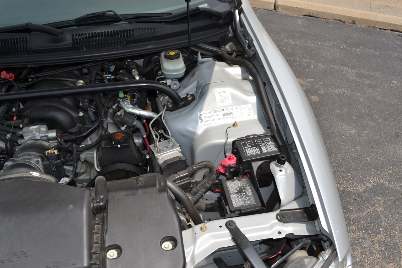 Used 2002 Chevrolet Camaro Z28 w/ SS Performance/Appearance Pkg image 44