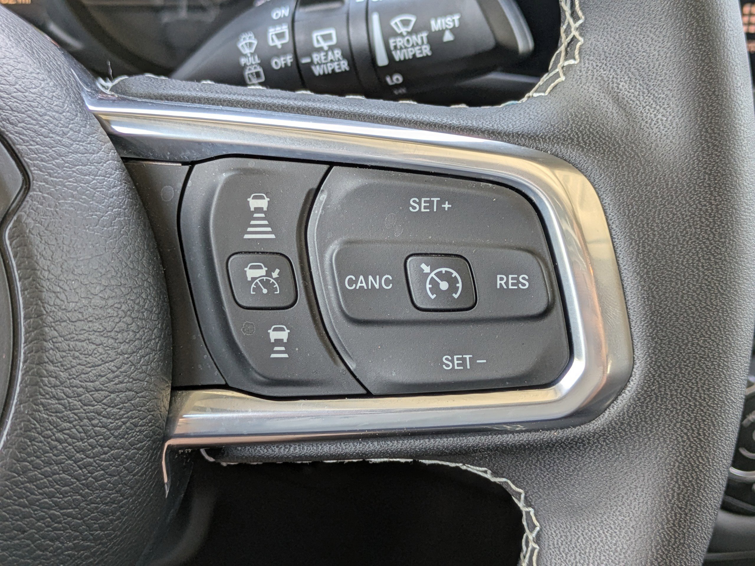 Certified 2025 Jeep Wrangler Unlimited Sahara AWD/4WD image 19