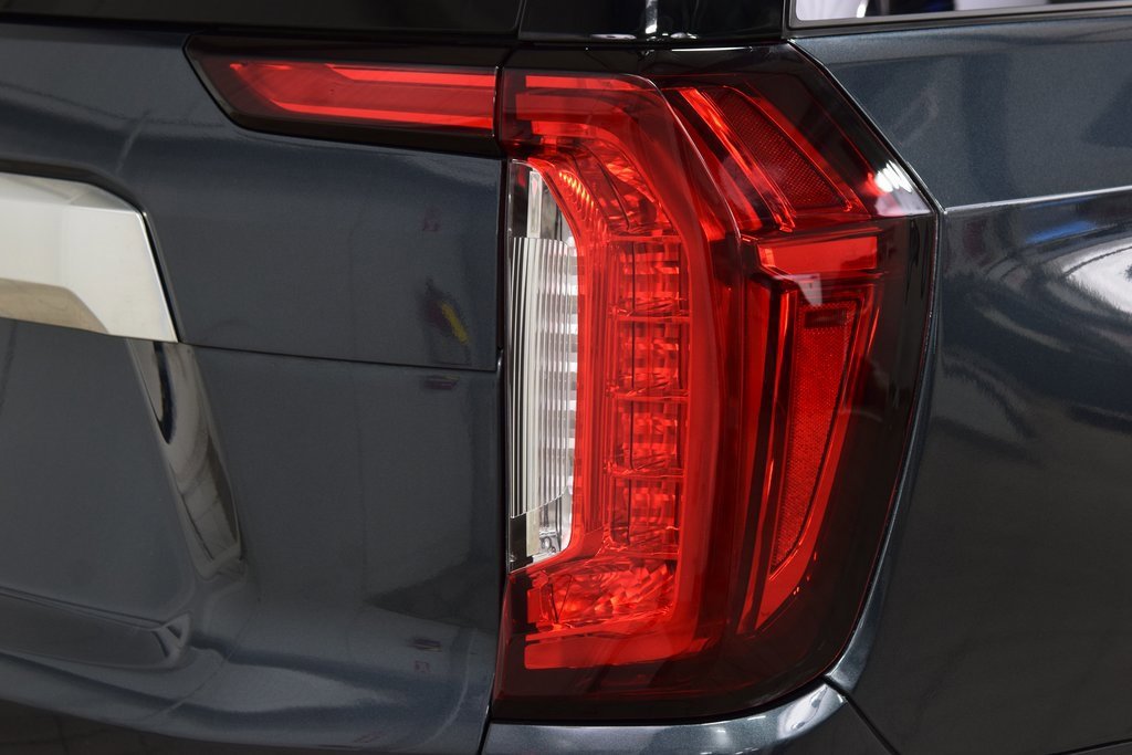 Used 2021 GMC Yukon XL Denali image 21