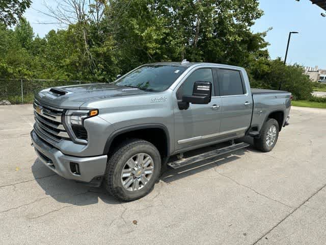 Used 2024 Chevrolet Silverado 2500 High Country w/ High Country Premium Package AWD/4WD image 14