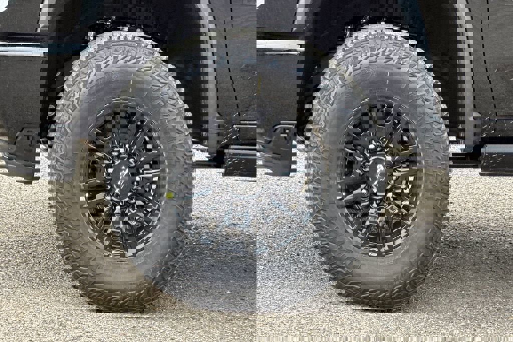 New 2026 Chevrolet Silverado 2500 ZR2 w/ LPO, Dark Essentials Package image 24