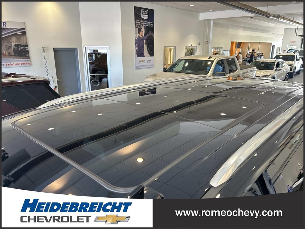 Used 2022 Chevrolet Tahoe LT w/ LT Signature Plus Package AWD/4WD image 42