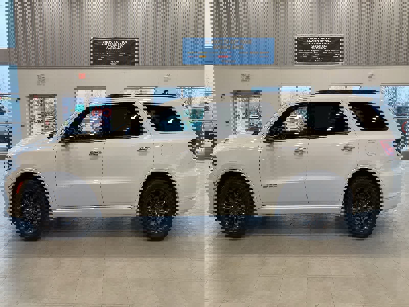 Used 2024 Dodge Durango R/T w/ Blacktop Package image 8