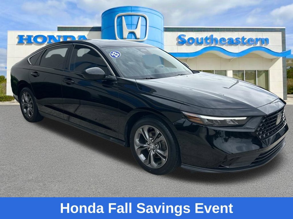 Used 2023 Honda Accord EX image 3