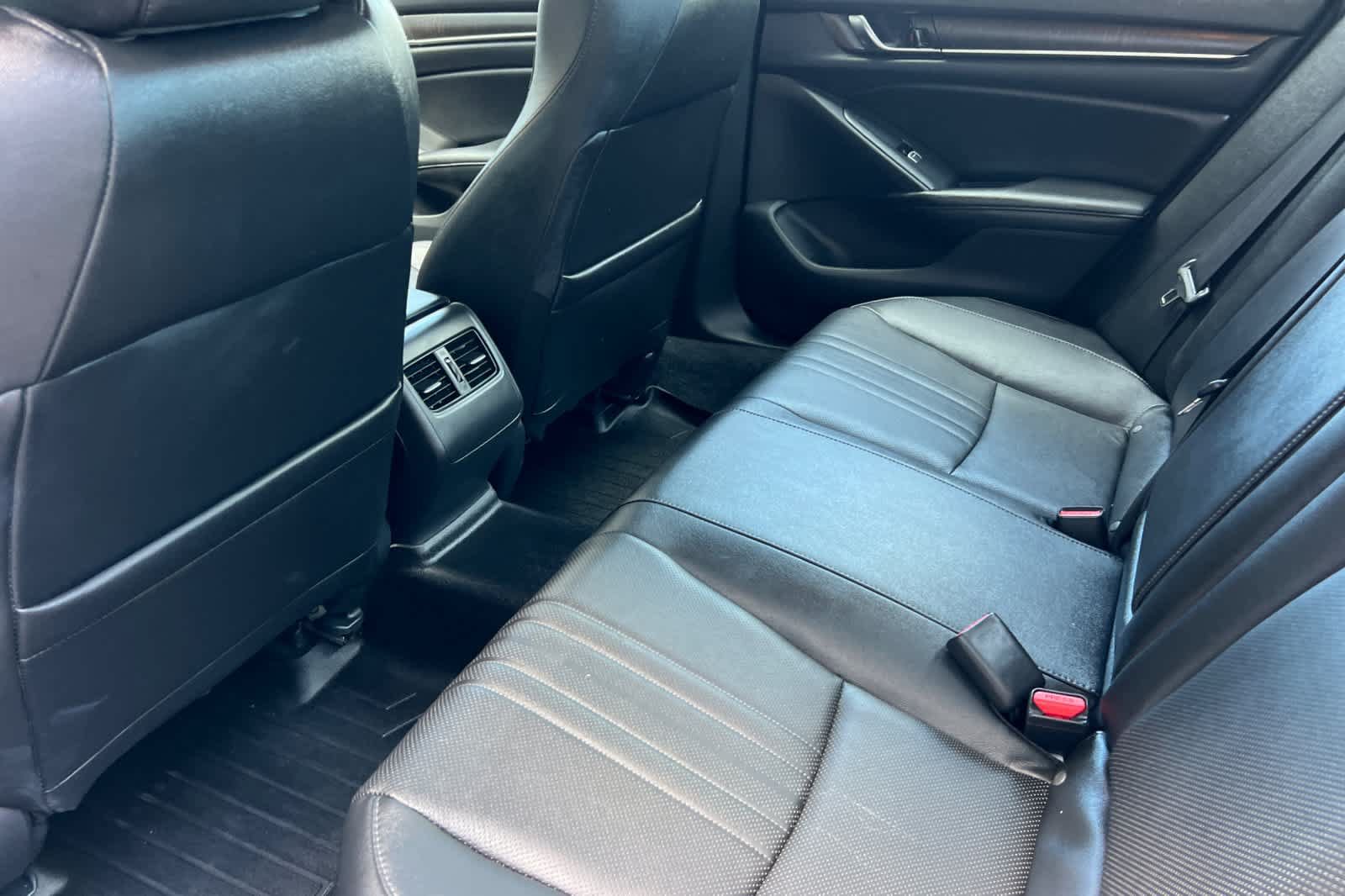 Used 2019 Honda Accord EX-L image 4