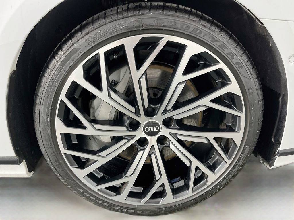 Used 2021 Audi A8 L 3.0T w/ Executive Plus Package AWD/4WD image 39