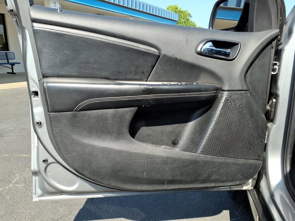 Used 2018 Dodge Journey Crossroad FWD image 10