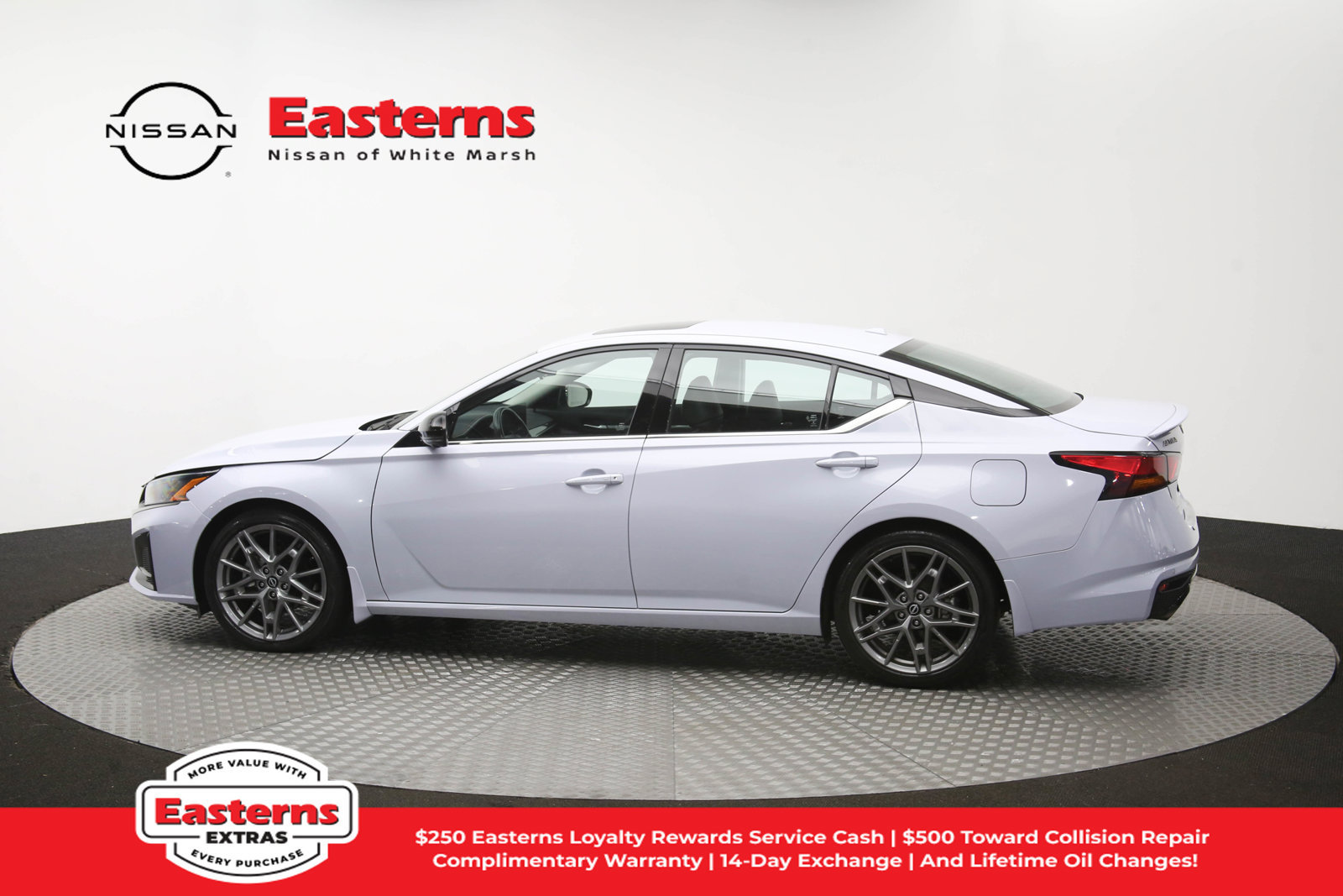Used 2023 Nissan Altima 2.0 SR FWD image 60