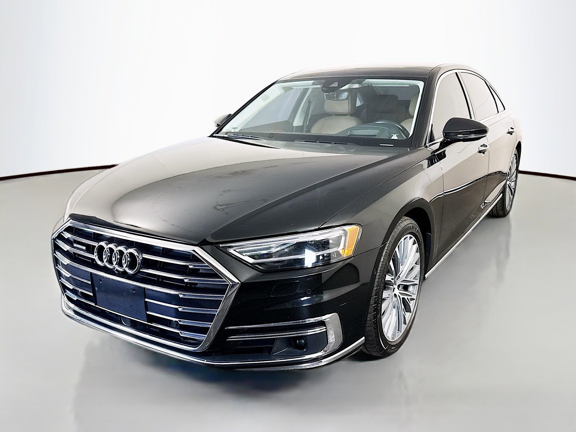Used 2019 Audi A8 L 3.0T w/ Luxury Package image 4